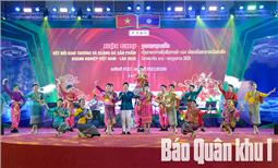 “Bản hùng ca Việt - Lào: Nối dài tình đoàn kết”